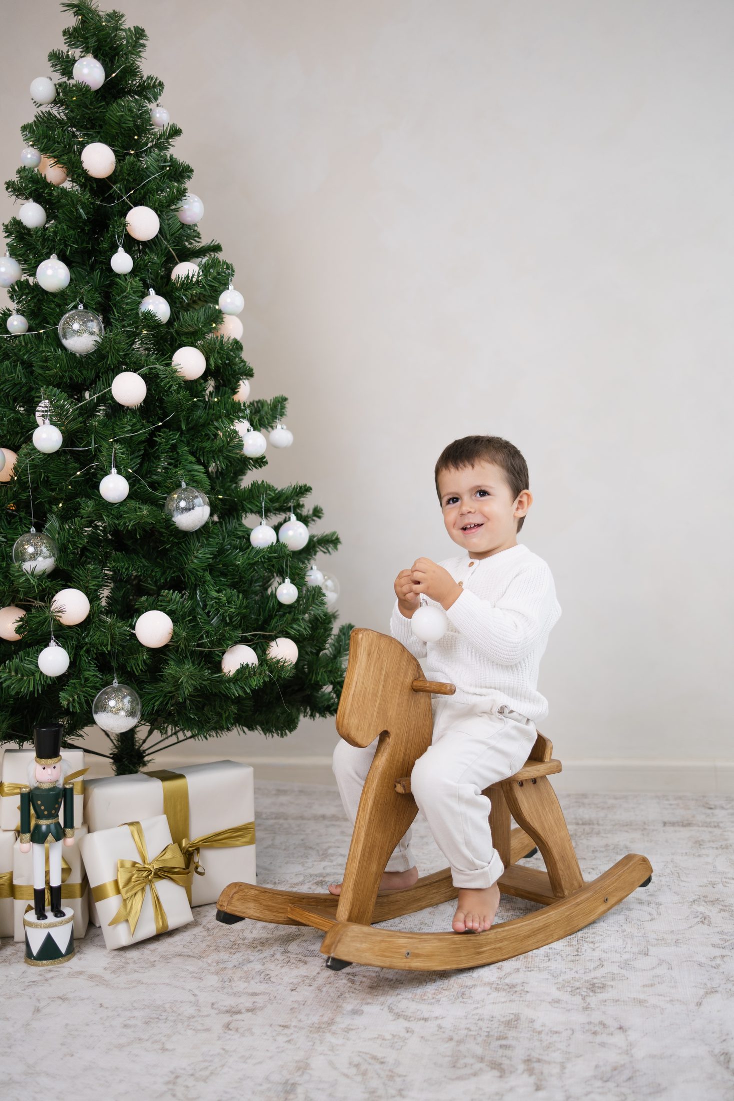 El salón, decorado de Navidad